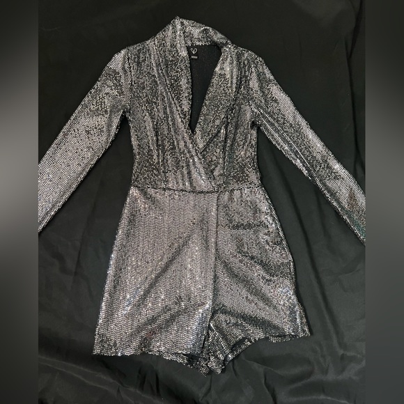 Extra sparkly romper - Picture 1 of 4